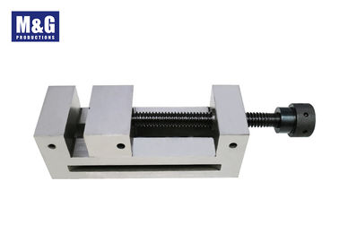 A precisão dos acessórios QGG da máquina-instrumento de moedura utiliza ferramentas o torno fácil de operar, paralelismo 0.005mm/100mm, squareness 0.005mm